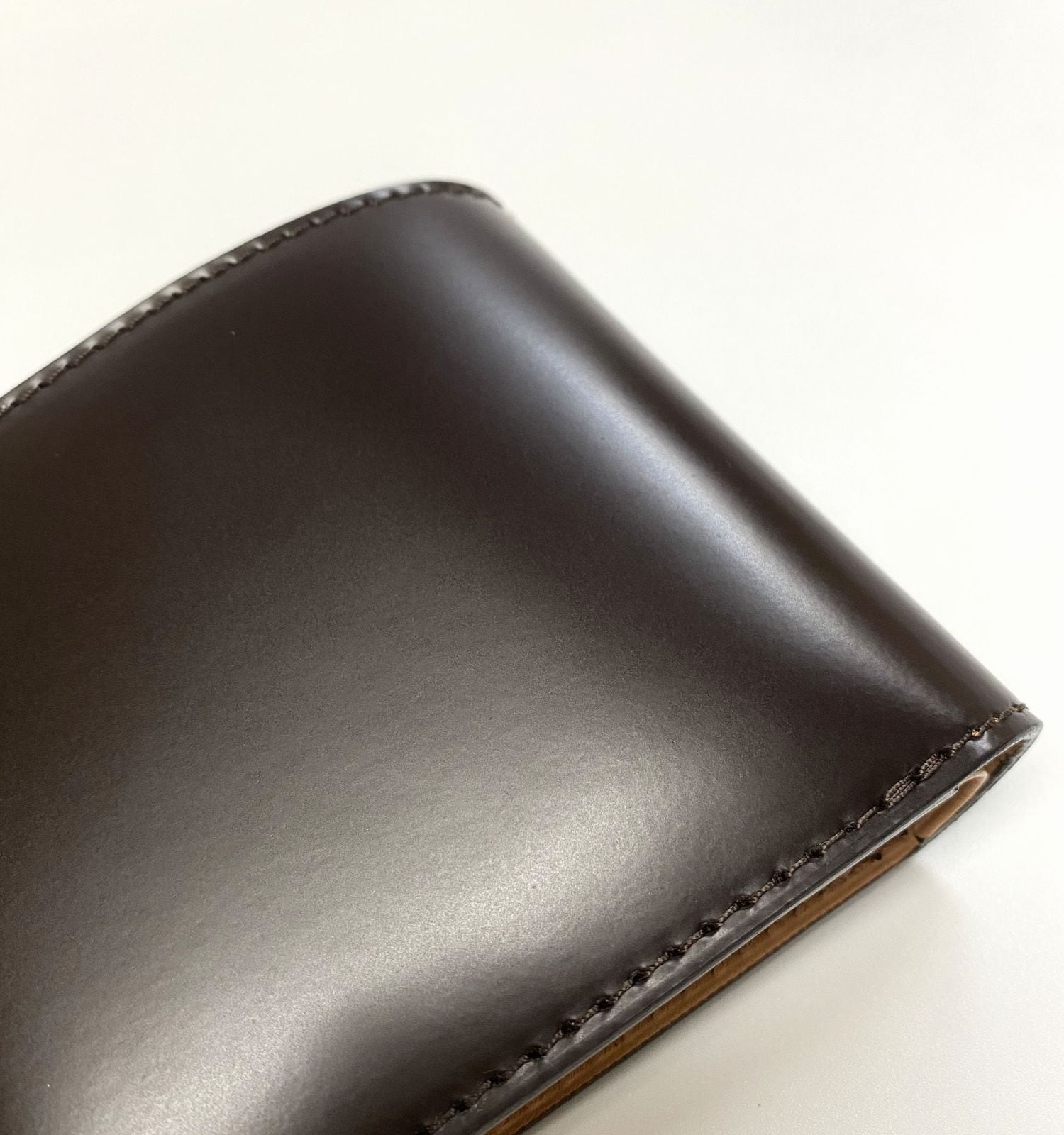 コードバン 二つ折り薄型カード入れ(日本製)