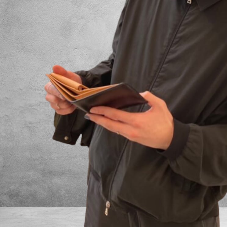 コードバン 二つ折り薄型カード入れ(日本製)